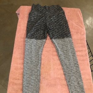 Two toned grey leggings